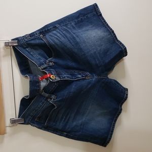 Uniqlo UJ denim shorts, size 28